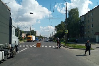 У Луцьку через смертельну аварію просять перевірити безпеку на дорогах біля шкіл та садочків