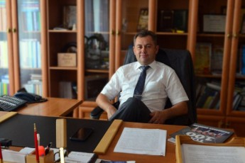 Головні новини Волині 10 вересня: Савчук похизувався купленою за 275 гривень медаллю; у салоні 