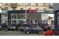 У Луцьку продовжує працювати магазин-