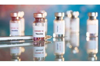 Польща першою у світі запустила виробництво препарату проти COVID-19: вже готова перша партія