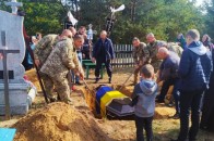 Головні новини Волині 4 жовтня: помер військовослужбовець, який захищав нашу країну; п'яний автомийник вкрав авто клієнта та вчинив ДТП