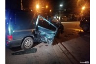 У Луцьку на перехресті − автотроща: є постраждалі, автівки перетворились в брухт (фото)