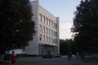 На одній із луцьких дільниць спостерігач вистрибнув у вікно