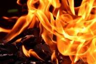 У місті на Волині горів підвал багатоповерхівки, у селищі – житловий будинок