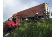 На трасі розбились 3-річна дитина та подружжя волинян: водій фури вдома, бо 