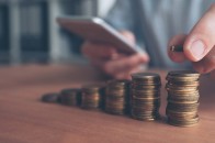 Українцям роздадуть по 8 тисяч 