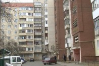 У Луцьку жителі багатоповерхівки цілий місяць без тепла (відео)