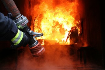 У селі під Луцьком горіла господарська будівля