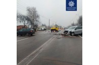 Повідомили деталі автотрощі поблизу Луцька за участі трьох автомобілів