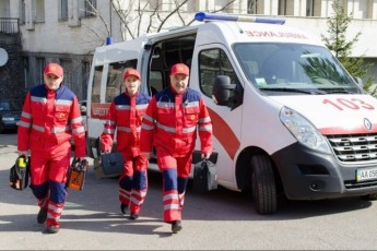 В Україні змінили правила виклику швидкої допомоги (документ)
