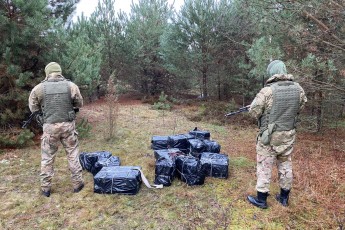 На Волині затримали контрабанду цигарок та медпрепаратів (фото)