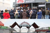 Головні новини Волині 28 грудня: луцькі АТБ платять податки іншому місту; базарники програли черговий суд
