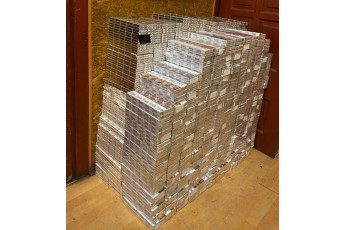 На Волині у потязі знайшли 8 000 пачок контрабандних цигарок (фото)