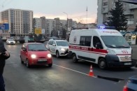 Зловив ґаву: у Луцьку на проспекті − подвійна ДТП (фото)