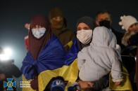 Східна казка, яка закінчилася пеклом: як повертали українок та їхніх дітей із сирійського табору (відео)