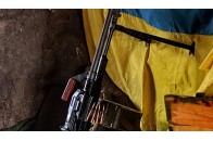 На Донбасі окупанти поранили українського бійця