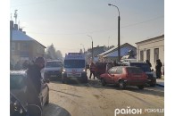 У місті на Волині – аварія: зіткнулись два автомобілі та 