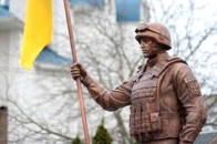 Матері загиблих волинян просять встановити пам’ятник захисникам у центрі міста