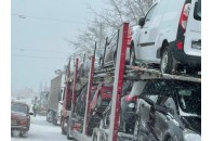 У Луцьку через негоду трапилась аварія та затори на кільці