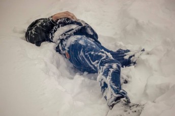 Неподалік Луцька у снігу знайшли тіло чоловіка