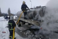 На Волині під час руху загорівся молоковоз (фото, відео)