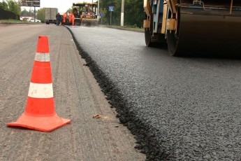 На Волині на ремонт доріг витратять понад два мільярди гривень