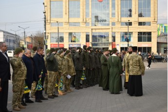 У Луцьку вшанували пам'ять загиблих на Донбасі Героїв (фото)