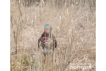 З'їв шматок сала і пішов гуляти: 7-річний волинянин розповів про те, як майже роздягнутий ночував у болоті (відео)