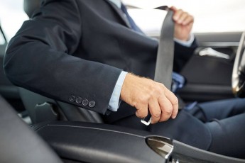 Лише 39% українських водіїв постійно користуються пасками безпеки