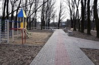 У «Дубовому гаю» в Луцьку встановлять LED освітлення