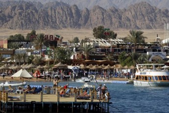 У Єгипті вводять локдаун: закриваються ресторани, ТЦ, парки і пляжі