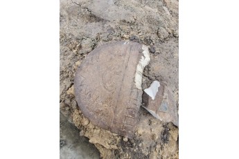 У Луцьку знайшли старі єврейські надмогильні плити