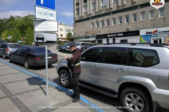 Парковку у центрі Луцька можна буде оплатити через мобільний додаток