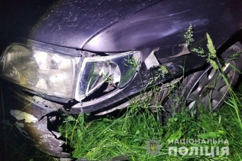 На Волині п'яний водій збив скутеристку та втік з місця аварії (фото)