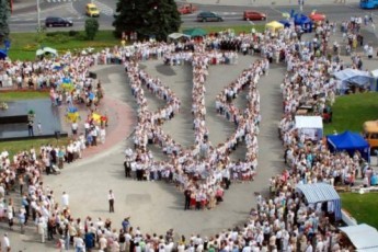 Головні новини Волині 23 червня: перенесли дату святкування міста Луцька; повідомили деталі загибелі 15-річної лучанки на Світязі