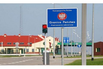 Під обмеження потрапляють українці: Польща запровадила 10-денний карантин для приїжджих іноземців