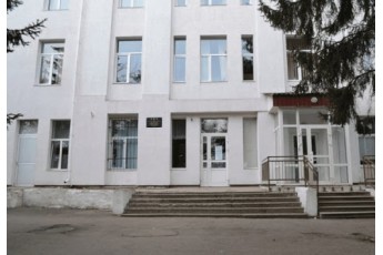 З необхідних 270 тисяч є 18: чому скорочують працівників дерматовенерологічного центру в Луцьку