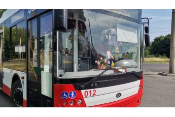 Скільки маршруток і тролейбусів у Луцьку мають кондиціонер