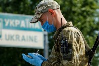 Уряд хоче ввести самоізоляцію для невакцинованих прибулих в Україну