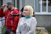 Скандальна Дана Новарчук знову відловлюватиме собак на Волині