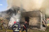 Подробиці авіакатастрофи на Прикарпатті: в будинку, на який впав літак, були мама й діти