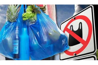 В Україні почнуть штрафувати за пластикові пакети: назвали суми